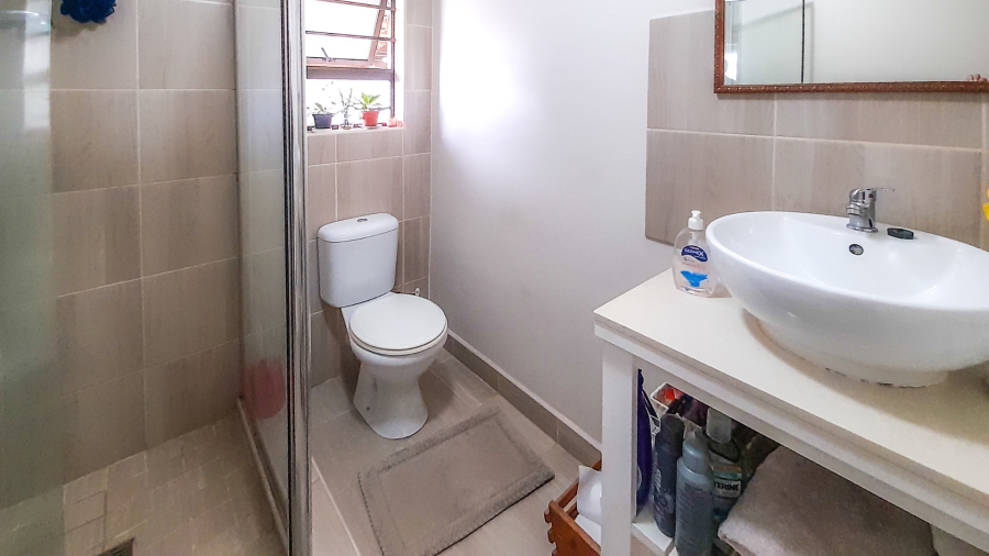 4 Bedroom Property for Sale in Gonubie Eastern Cape